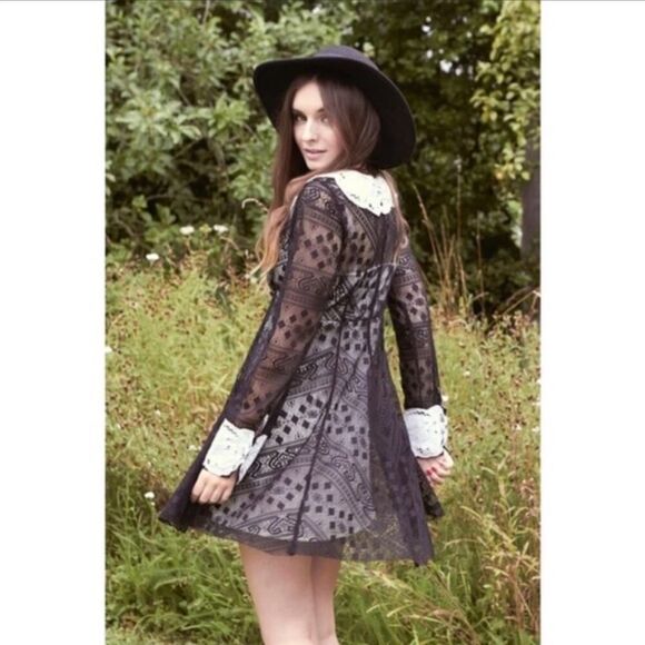 Free People Dresses & Skirts - Free People Talk that Talk Black Lace Collar Dress size 10